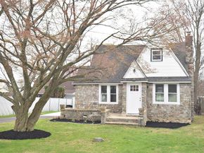 229 14th Street, West Babylon NY 11704