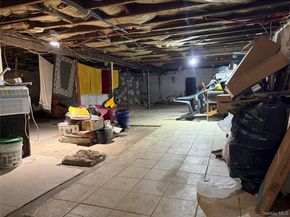 2518 Deerfield Road, Far Rockaway NY 11691