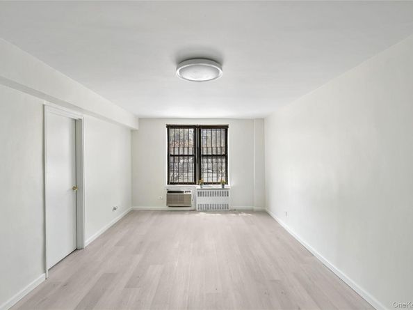 86-04 Grand Ave 2D, Elmhurst NY 11373
