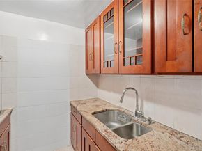 86-04 Grand Ave 2D, Elmhurst NY 11373