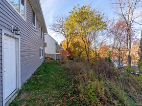 29 Potter Lane, Halesite NY 11743
