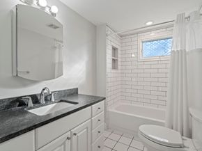 29 Potter Lane, Halesite NY 11743