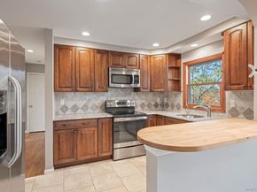 29 Potter Lane, Halesite NY 11743