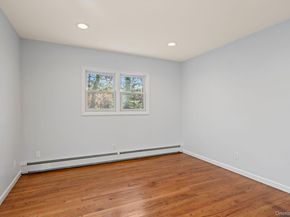 29 Potter Lane, Halesite NY 11743