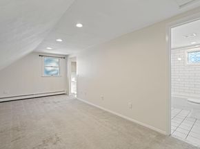 29 Potter Lane, Halesite NY 11743
