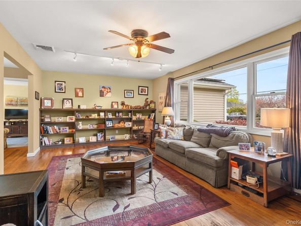 1390 Thompson Drive, Bay Shore NY 11706