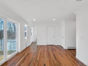 512 Starlight Drive, Shirley NY 11967