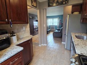 155-29 81st Street 32, Howard Beach NY 11414