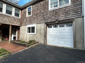 40 Clubhouse Drive, Rocky Point NY 11778
