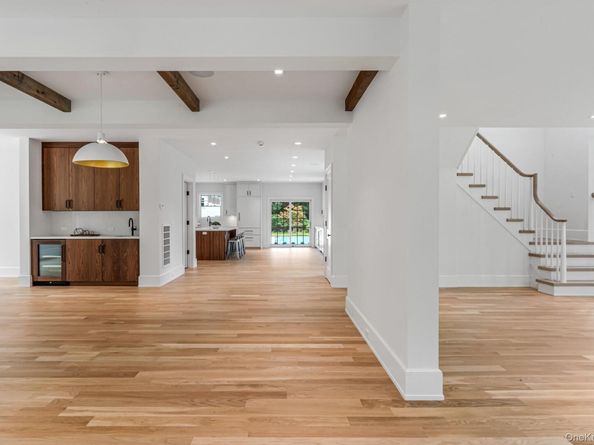 36 Jagger Lane, Westhampton NY 11977