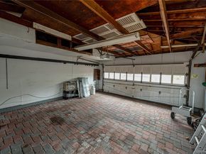 3 Jenny Lane, Holtsville NY 11742