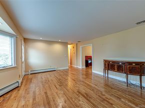 3 Jenny Lane, Holtsville NY 11742