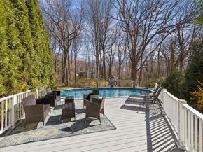 198 Pidgeon Hill Road, South Huntington NY 11746