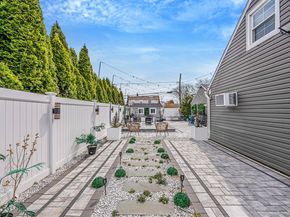 2 Drake Lane, Levittown NY 11756