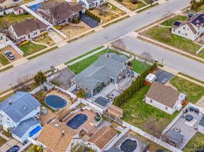 2 Drake Lane, Levittown NY 11756