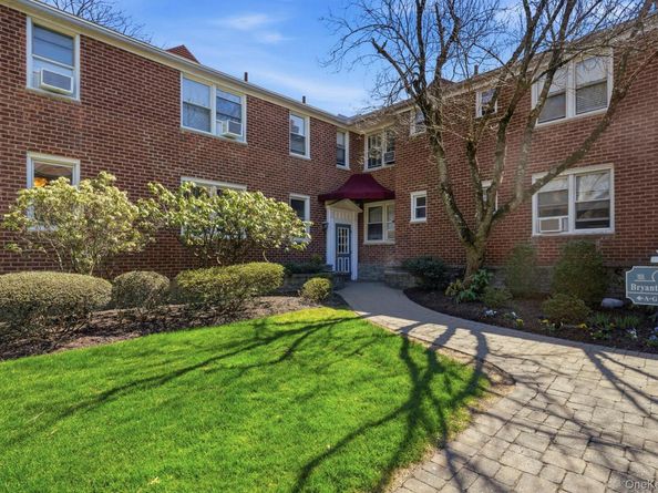 3 Bryant Crescent 1D, White Plains NY 10605