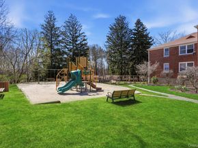 3 Bryant Crescent 1D, White Plains NY 10605