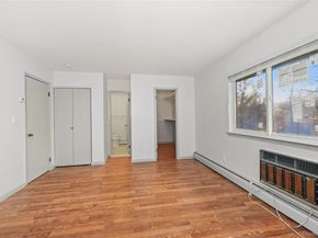 105 Coachlight Square, Montrose NY 10548