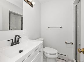 105 Coachlight Square, Montrose NY 10548