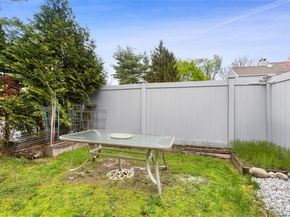 24 Leisure Way, Mohegan Lake NY 10547