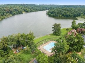 24 Leisure Way, Mohegan Lake NY 10547