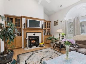 24 Leisure Way, Mohegan Lake NY 10547