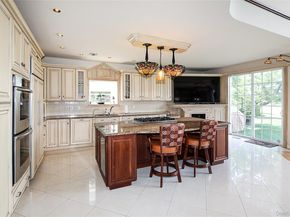 259 Altessa Boulevard, Melville NY 11747