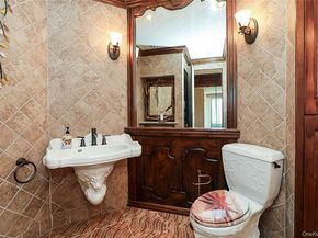 259 Altessa Boulevard, Melville NY 11747