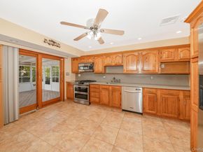 33 Parkdale Drive, Farmingdale NY 11735