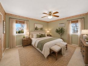 33 Parkdale Drive, Farmingdale NY 11735
