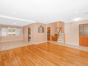33 Parkdale Drive, Farmingdale NY 11735