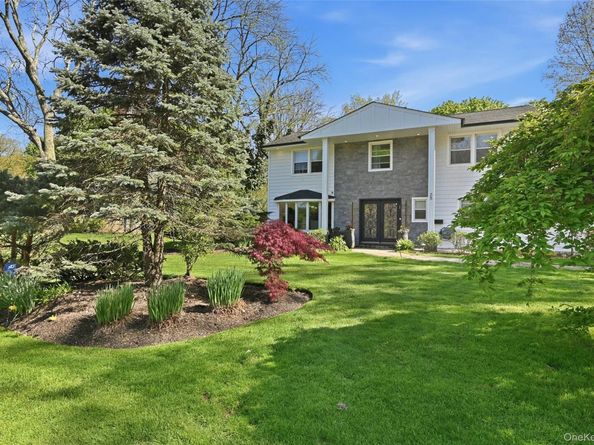 35 Elm Drive, East Hills NY 11576