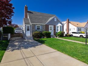 1027 Van Buren Avenue, Franklin Square NY 11010