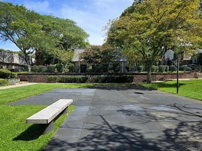655 Middle Country Road 22E2, Coram NY 11727
