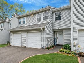 1005 Sara Circle, Port Jefferson NY 11776