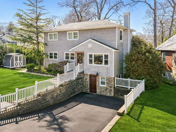 306 Sound Beach Boulevard, Sound Beach NY 11789