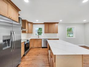 339 Avenue B, Ronkonkoma NY 11779