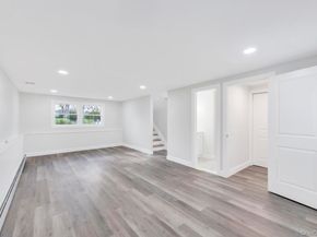 339 Avenue B, Ronkonkoma NY 11779