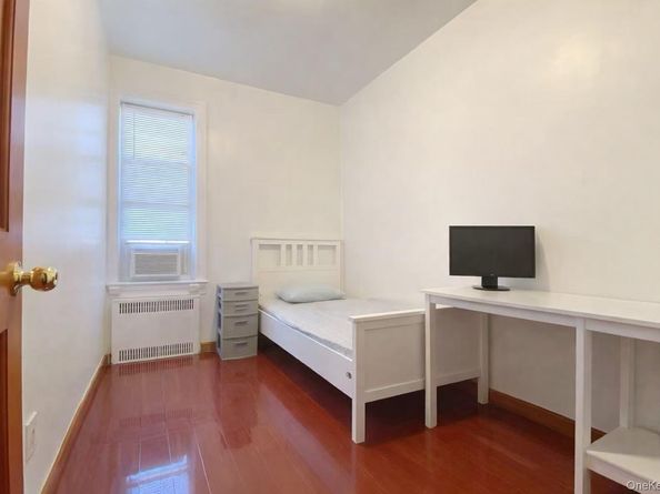 88-11 Elmhurst Avenue F11, Elmhurst NY 11373