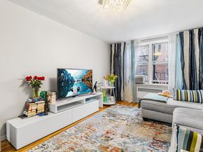 2552 E 7th Street 2J, Brooklyn NY 11235