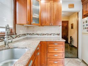 88 Stockbridge Road, Yonkers NY 10710