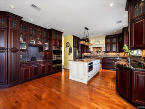 1137 Northern Boulevard, Baldwin Harbor NY 11510