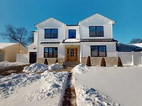 26 Essex Road, Bethpage NY 11714