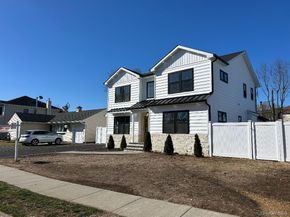 26 Essex Road, Bethpage NY 11714
