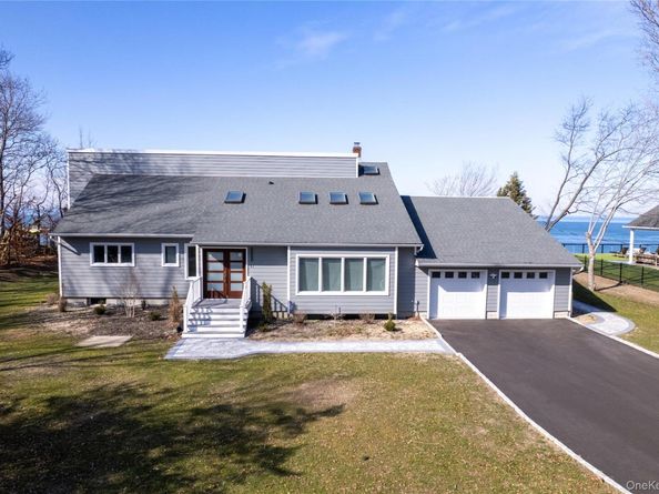 43 Waterview Drive, Sound Beach NY 11789