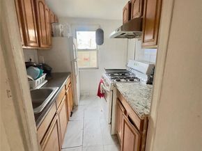 10460 Roosevelt Avenue, Corona NY 11368