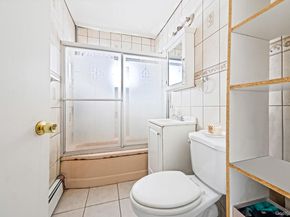 24 Beacon Lane, Hicksville NY 11801