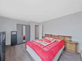 24 Beacon Lane, Hicksville NY 11801