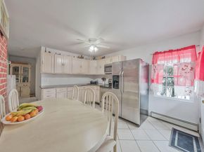 24 Beacon Lane, Hicksville NY 11801