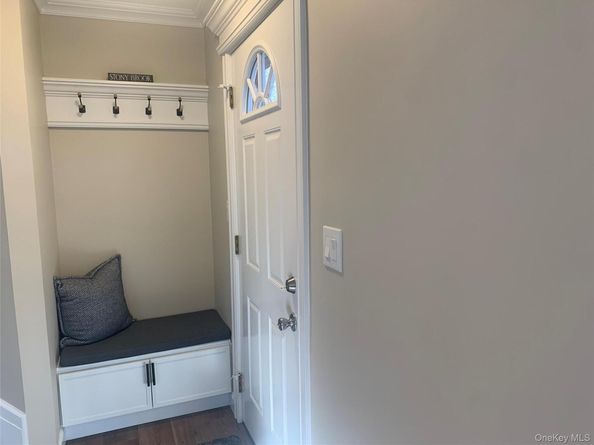 6 Acorn Lane, Stony Brook NY 11790